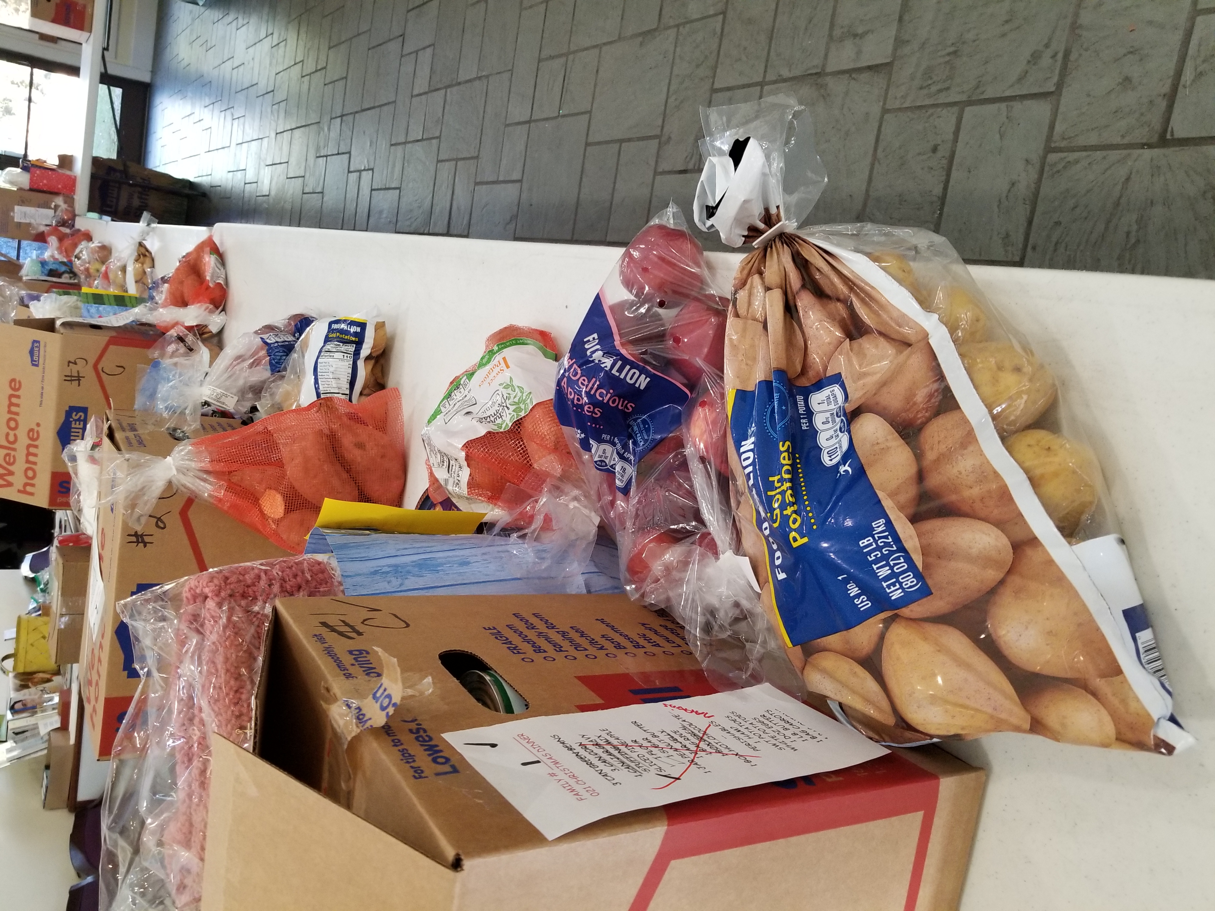 christmas basket
